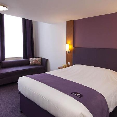 Premier Inn Newcastle - Gosforth/Крамлингтон Экстерьер фото
