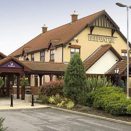 Premier Inn Newcastle - Gosforth/Крамлингтон Экстерьер фото