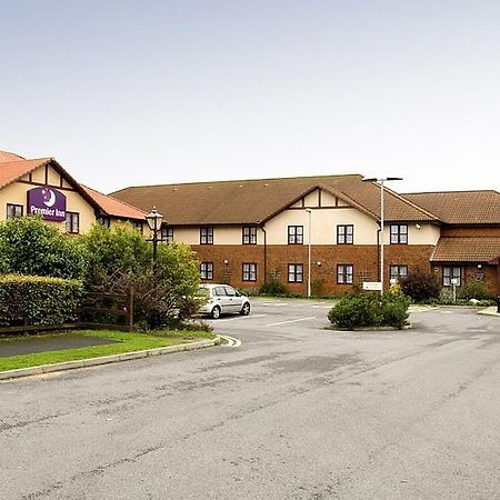 Premier Inn Newcastle - Gosforth/Крамлингтон Экстерьер фото
