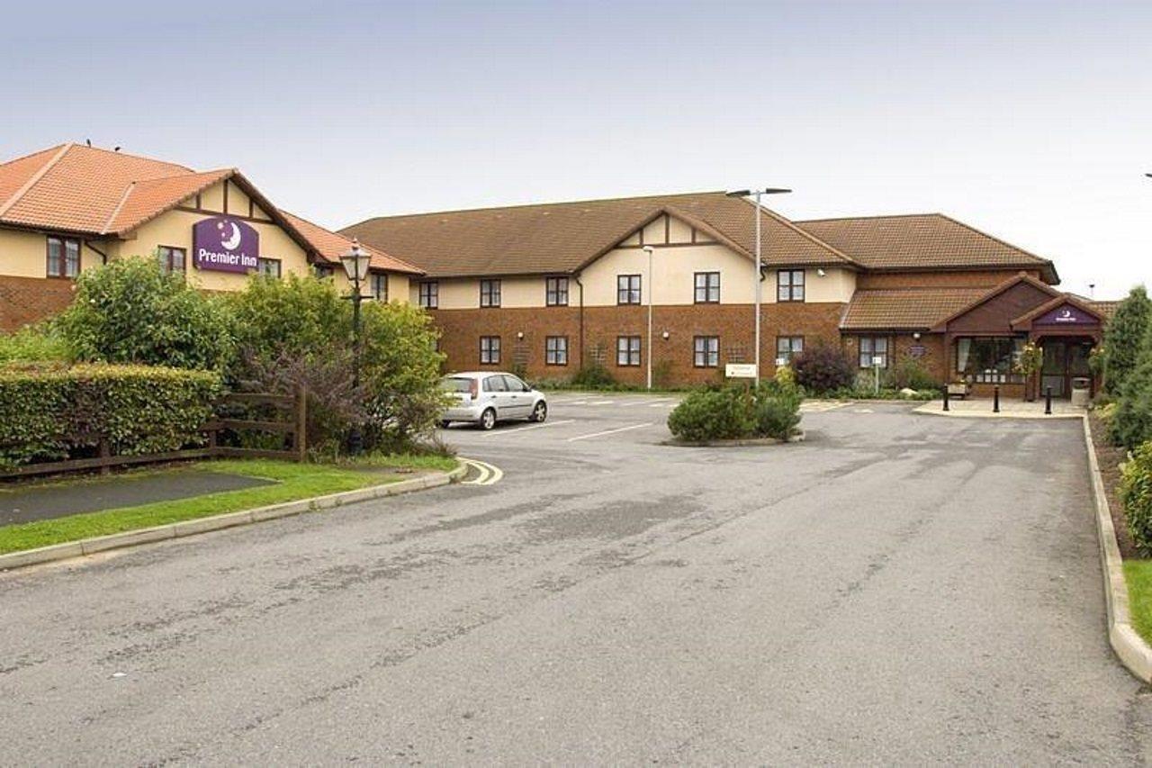 Premier Inn Newcastle - Gosforth/Крамлингтон Экстерьер фото